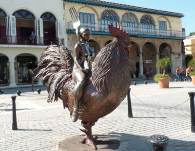 P1060181-Havana-Plaza-Vieja.jpg