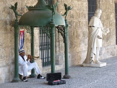 P1060232-palacio-de-los-Capitaines-Generales.jpg