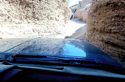 Jim's Jeep in the Squeeze north of Yuma.jpg