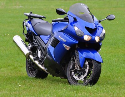 Kawasaki. zzr 1400