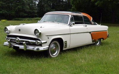 Ford Skyliner 1954