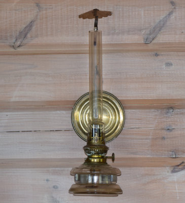 Creosot lamp