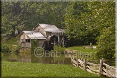 An Old Mill Along The Blue Ridge Parkway That's Quite Popular With Tourist