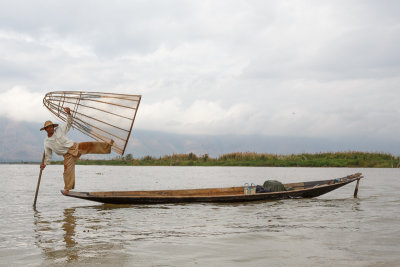 Fishing on Inle Lake-18.jpg