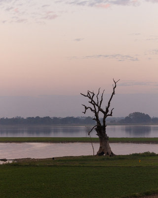From U Bein Bridge-4.jpg