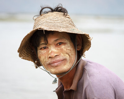 Inle Lake Fisherman-29.jpg