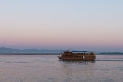 Irrawaddy Sunrise-7.jpg