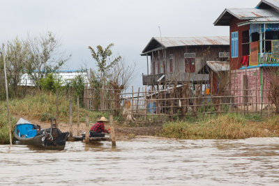 Life along Inle Lake-7.jpg