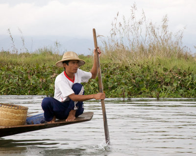Life along Inle Lake-36.jpg