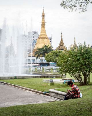 Maha Bandula Park-4.jpg