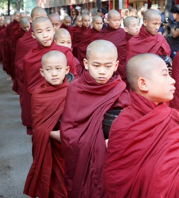 Mahagandayon Monastery-28.jpg
