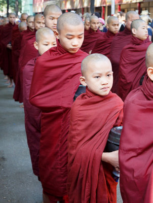 Mahagandayon Monastery-29.jpg