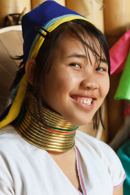 Padaung Faces-14.jpg