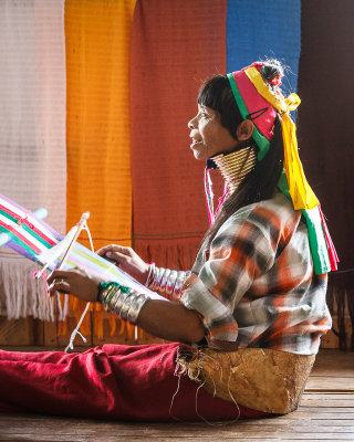 Padaung Faces-17.jpg