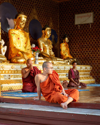 Shwedagon Pagoda-37.jpg