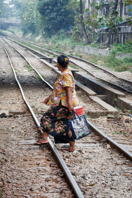 Train Travel Rangoon-24.jpg