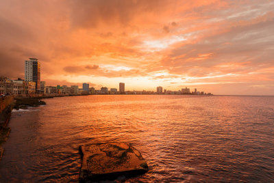 Sunset on the Malecon-17.jpg