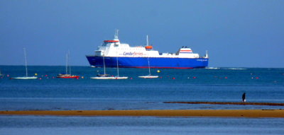 COMMODORE GOODWILL - passing Ryde, Isle of Wight - (C) P Dukes