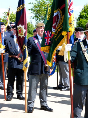 2013-06-30-09 National Arboretum National Service Day - Burton Band