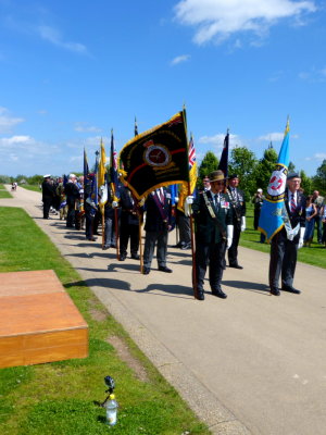2013-06-30-10 National Arboretum National Service Day - Burton Band