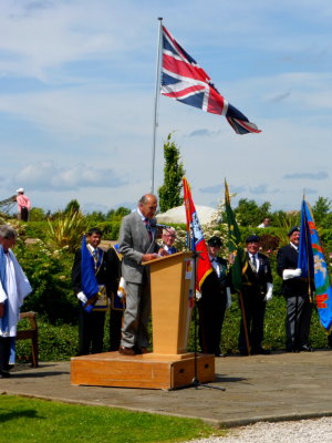 2013-06-30-30 National Arboretum National Service Day - Burton Band