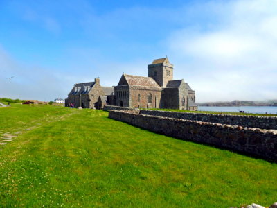 (233) LOCH AWE Holiday - Iona Abbey