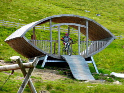 (271) LACH AWE Holiday - Anoch Mor - Nevis Range - Mountain cycle run