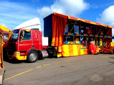 SHOWMANS @ Stobartfest Carlisle Airport