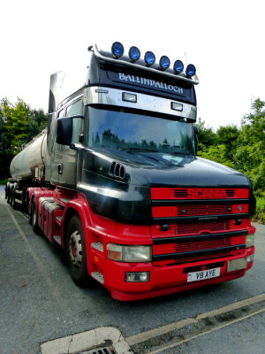 A F GRANT of Ballindalloch - (V8 AYE) @ M6 West Burton Services