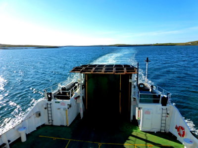 LOCH PORTAIN (2003) Berneray to Leverborough