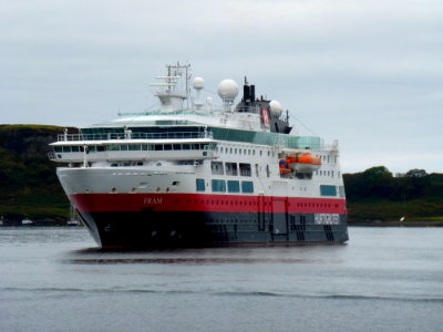 (208) Hurtigruten FRAM @ Oban