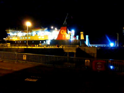 (286) CALMAC - LORD OF THE ISLES @ Castlebay, Barra