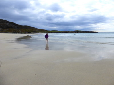(400) Isle of Barra Beach Hotel View - Tangasdale Beach- Margaret paddling