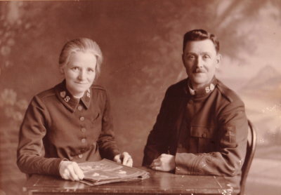 1920-22 - Major (Commandant) John Bourne & Mrs Major Bourne @ Burton on Trent
