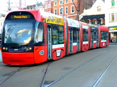 208 (2013) Bombardier Incentros AT6/5 leaving Old Market Square