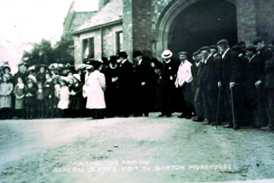 1908 July 11th Waiting on the arrival of General Booth @ Burton Workhouse