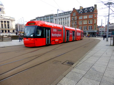 206 (2014) Bombardier Incentros AT65 leaving Old Market Square