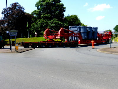 ALLELYS HEAVY HAULAGE (4) (T800 AHH) @ St Peters Bridge, Stapenhill, Burton-on-Trent
