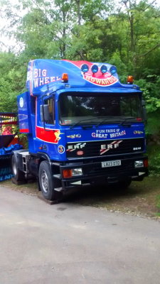 HOWARD BROS FUN FAIR (3) - BIG WHEEL (L823 OTO ) @ Crich Tram Museum