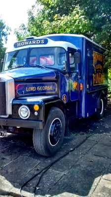 HOWARD BROS FUN FAIR (4) LLOYD GEORGE (CWE 757H) @ Crich Tram Museum