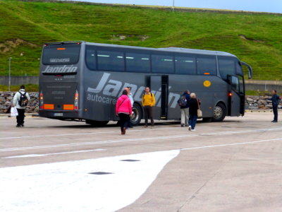 SPAIN - Jandrin Autocares (7972 GBD) @ Scrabster, Scotland(1).JPG