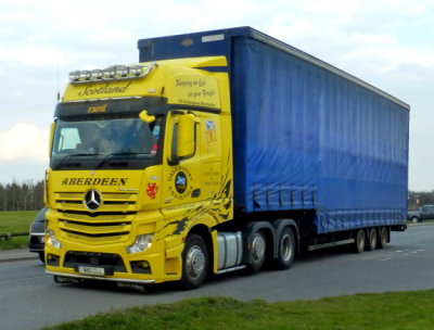 Caledonian Logistics of Aberdeen - W80 CLL @ Fradley Park, Lichfield