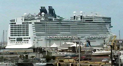 NORWEGIAN EPIC (2010) docked @ Naples, Italy