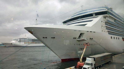 CORAL PRINCESS (2002) @ Port Everglades, Florida, USA