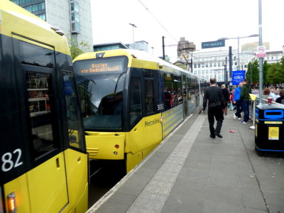 3082 + 3062 (2016) Bombardier M5000 Flexity Swift @ Shudhill