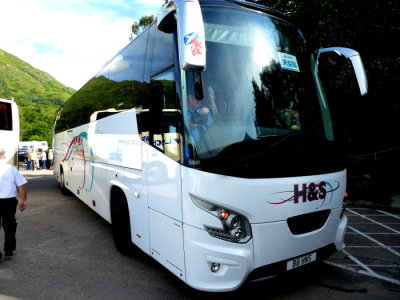H & S Coaches of Glasgow (B8 HNS) @ Eileen Donan Castle, Scotland