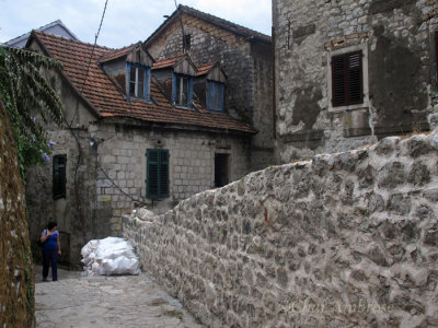 House in Kotor with a very old Roof