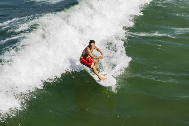 surfer.jpg