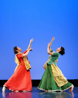 Usha Gupta Dance Entourage-0150.jpg