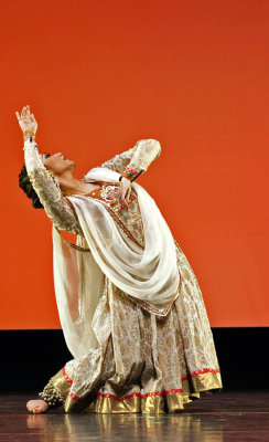 Usha Gupta Dance Entourage-0200.jpg